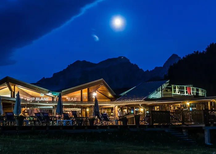 Le Loup Blanc 호텔 프라루