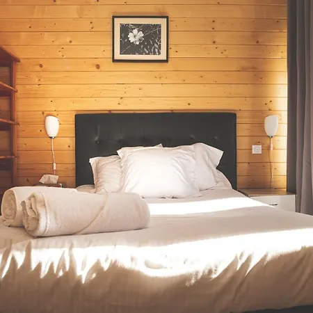 فندق Le Loup Blanc 3*