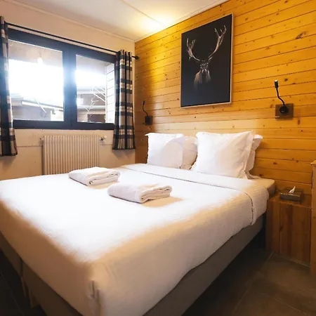 Le Loup Blanc Hotel